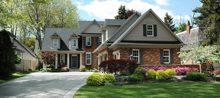 pic of front of house